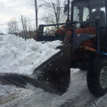 В целях предотвращения подтопления своевременная уборка снега на территории колледжа